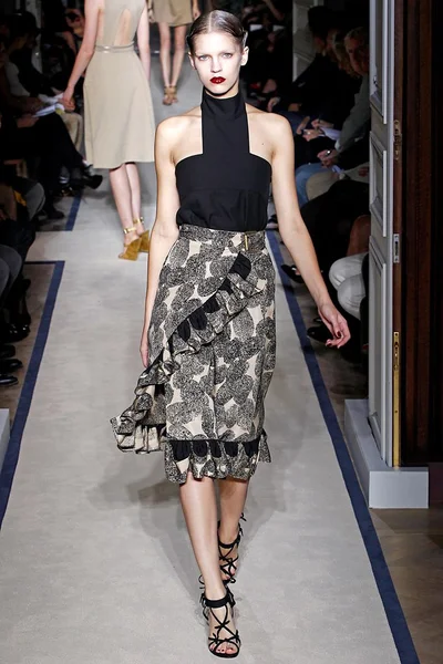 Look 23